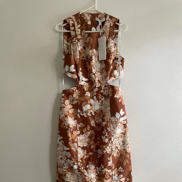 Shona Joy Panelled fitted midi dress - Picture 4 of 4